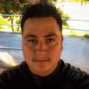 Meet your Posher, Javier