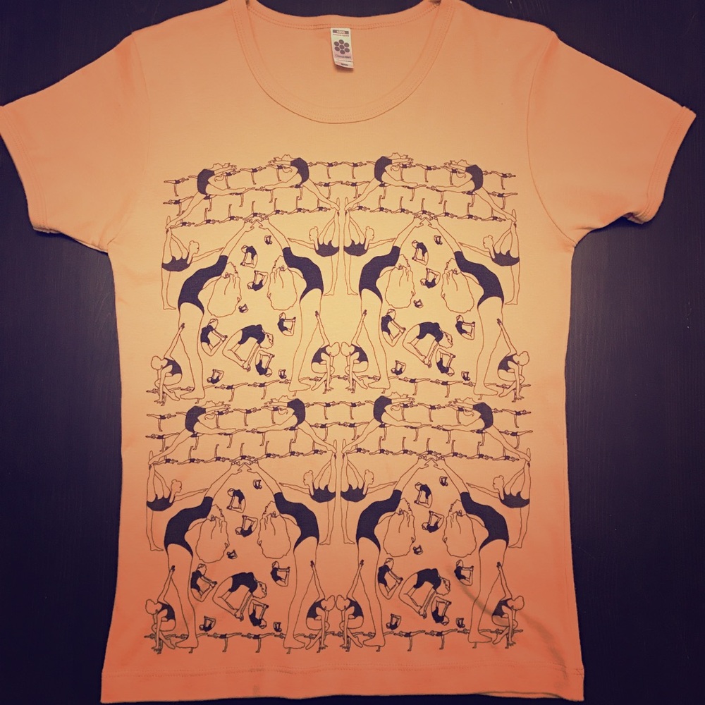 American Apparel yoga tee