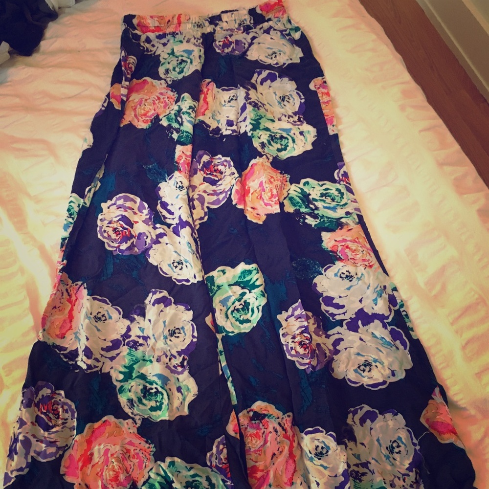 Floral wide leg pants