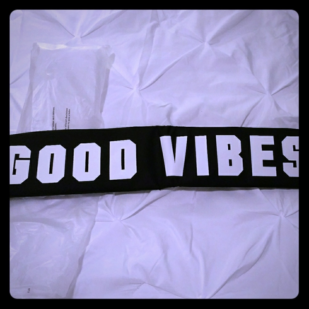 VS PINK Good Vibes Cooler Tote
