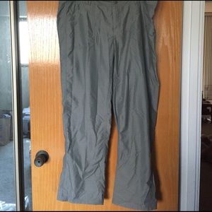 NWT North Face lightweight hiking pants