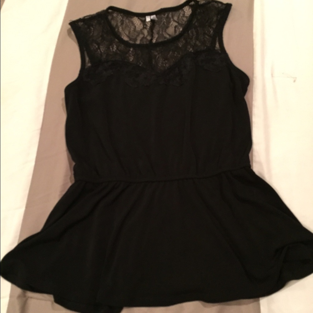 Maurices top