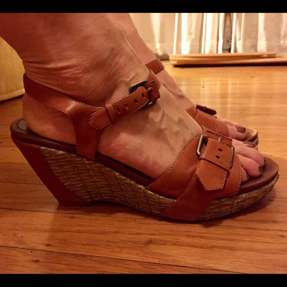 Naya leather sandal with stamped weave wedge heel