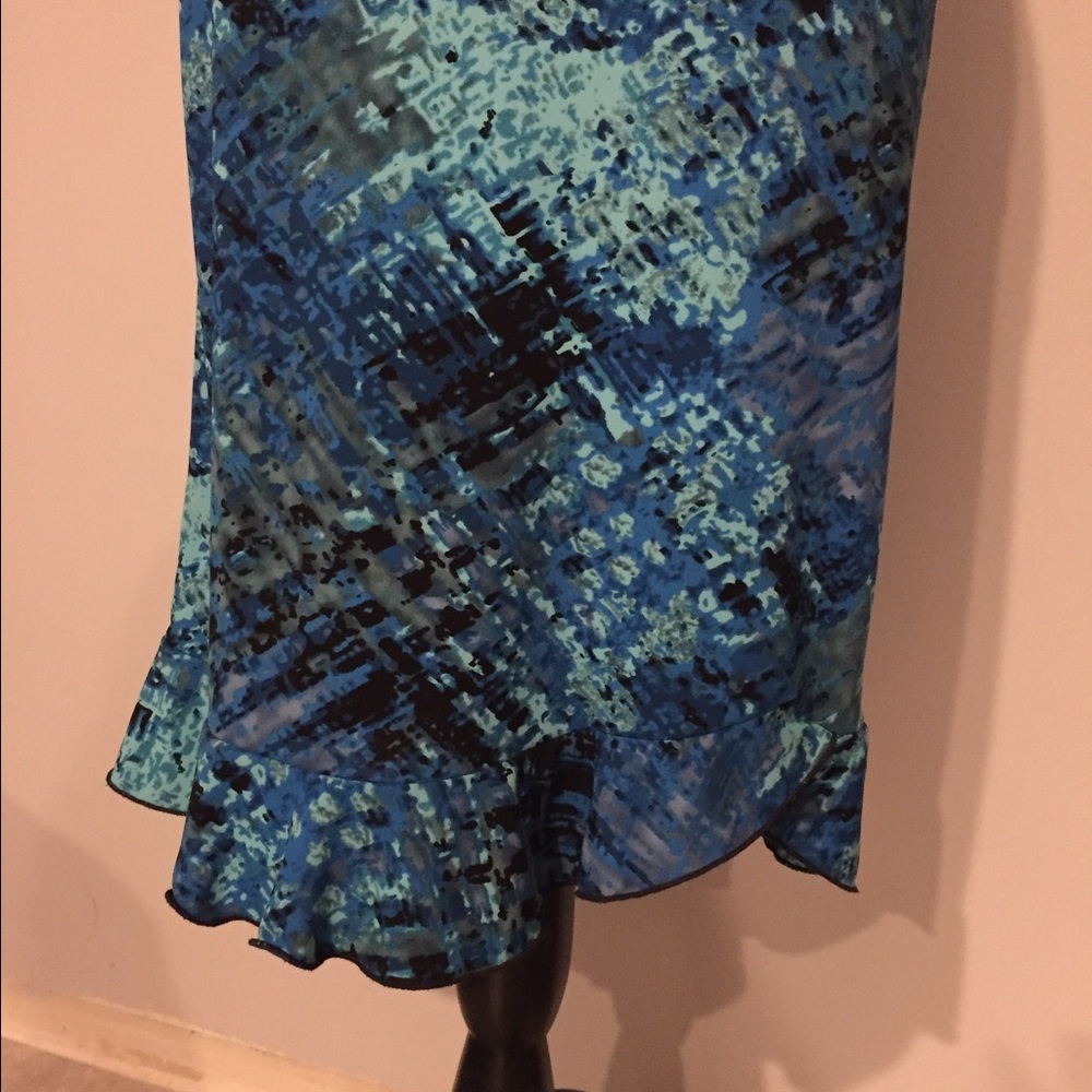 Women's Dress slightly used  LaBella size M - Picture 4 of 4