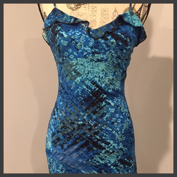 Women's Dress slightly used  LaBella size M - Picture 2 of 4