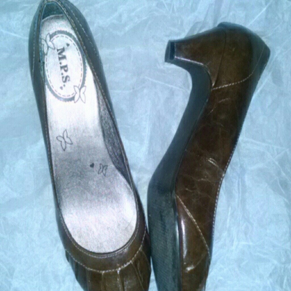 M.P.S. BROWN PUMPS