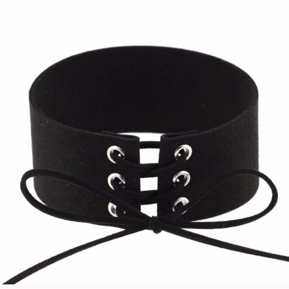💣 Black Lace-up Choker 💣 - Picture 4 of 5