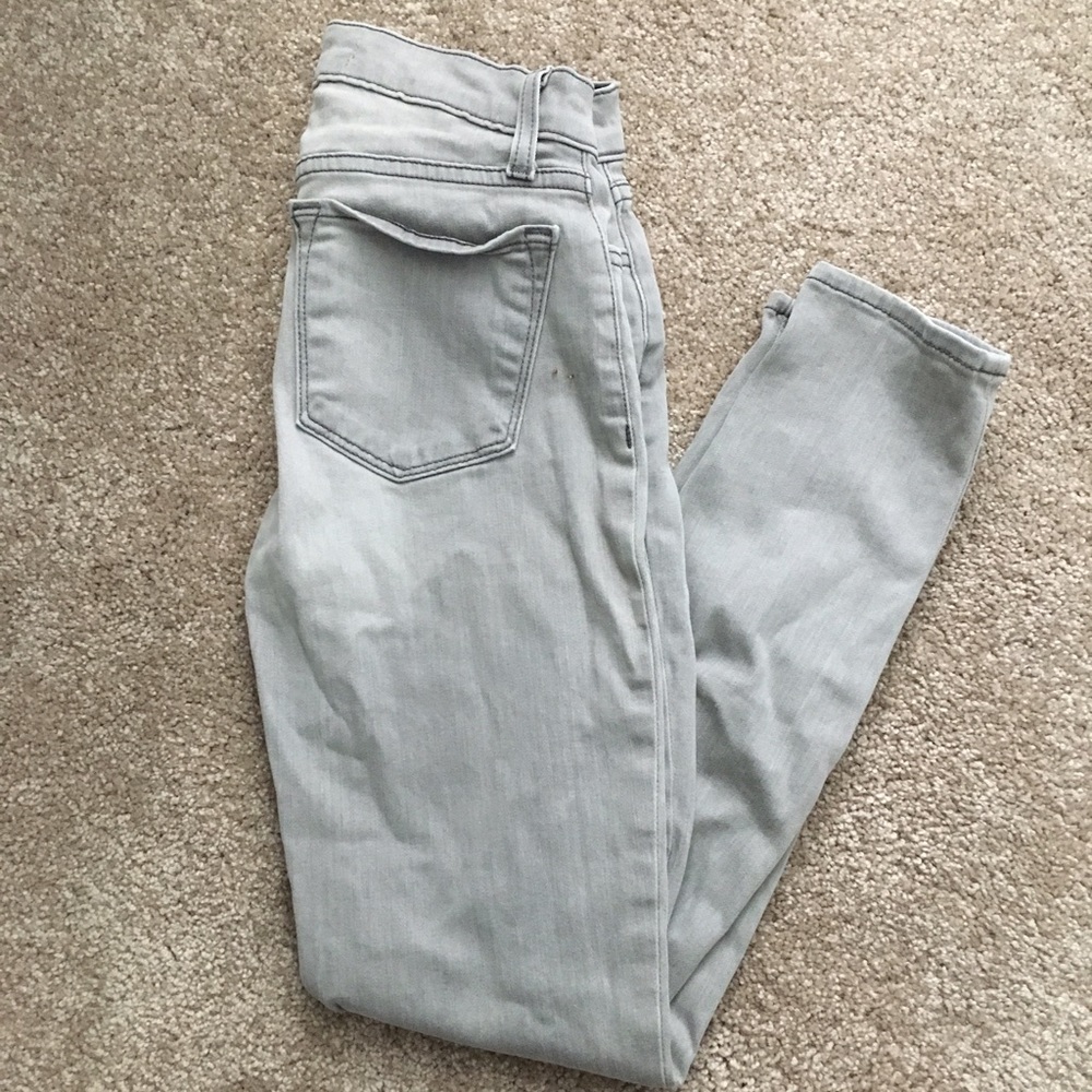 J BRAND Skinny Jeans