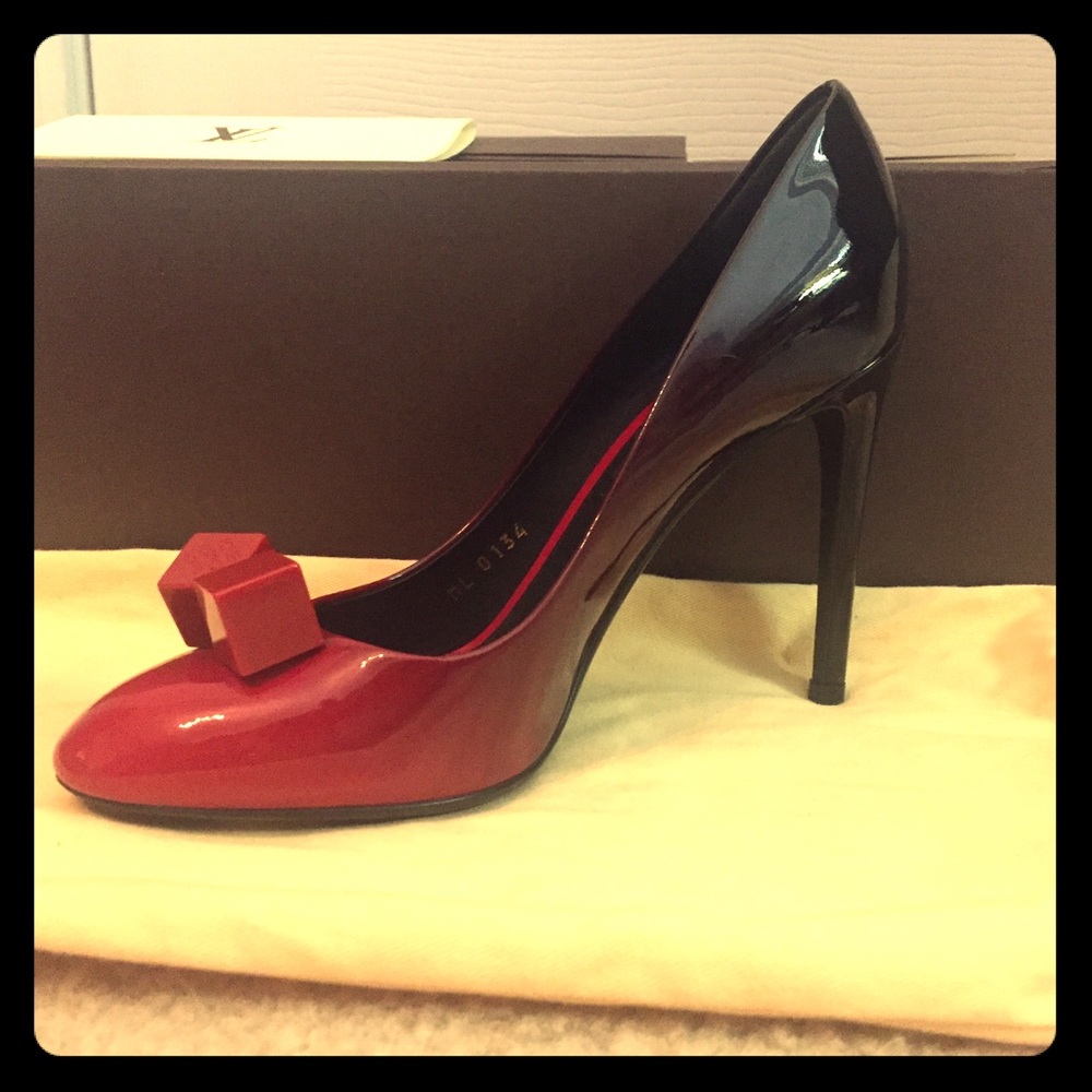 LOUIS VUITTON LIMITED EDITION PUMPS 👠 NEVER WORN!