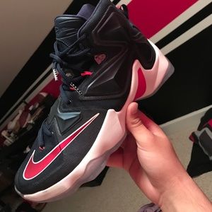 Lebron 13