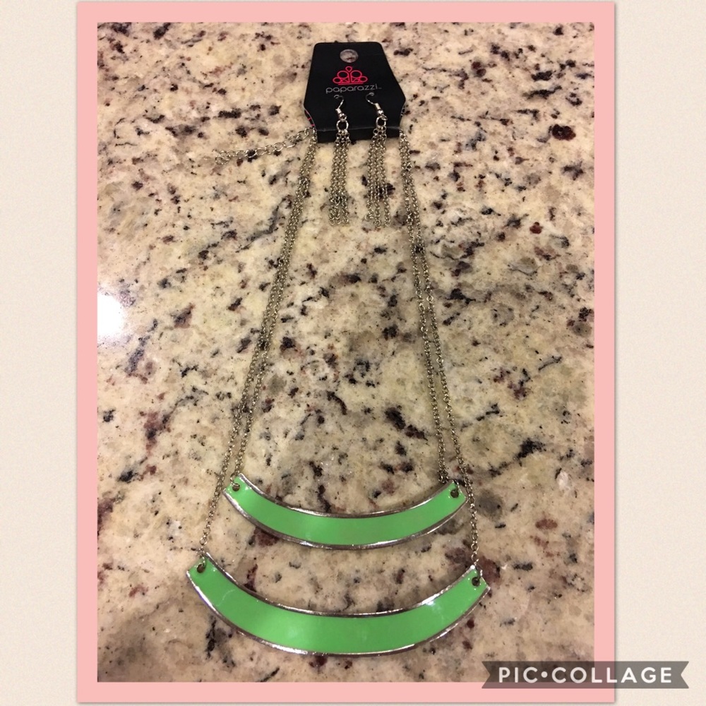 Green & Silver Necklace with Earrings
