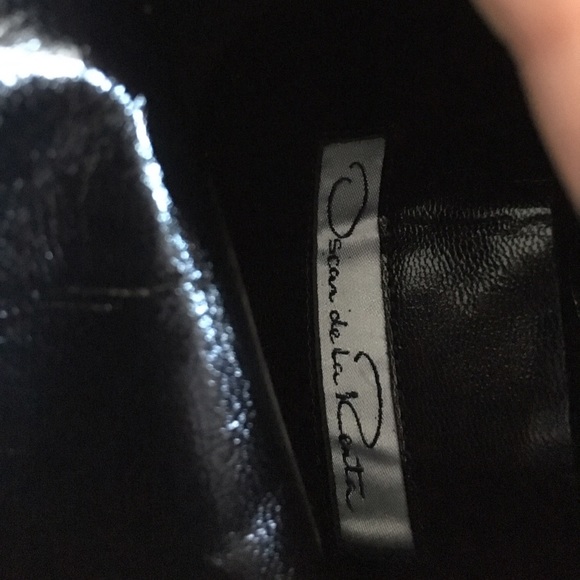 Oscar de la Renta stiletto booties - Picture 3 of 3