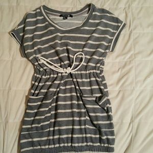 Long tunic shirt w/ elastic bottom