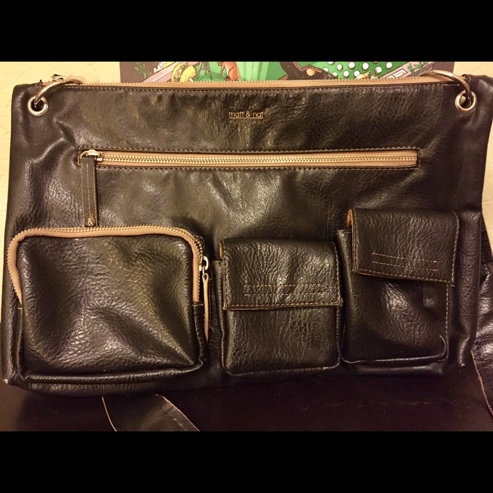 Matt & Nat Vegan leather cross body bag