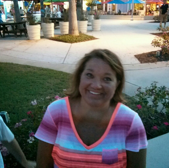 Meet your Posher, Melussa - Picture 1 of 1