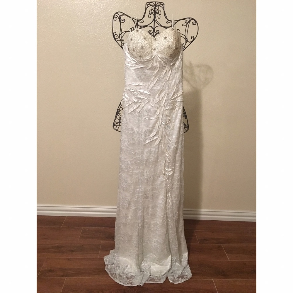 White Wedding/Evening dress