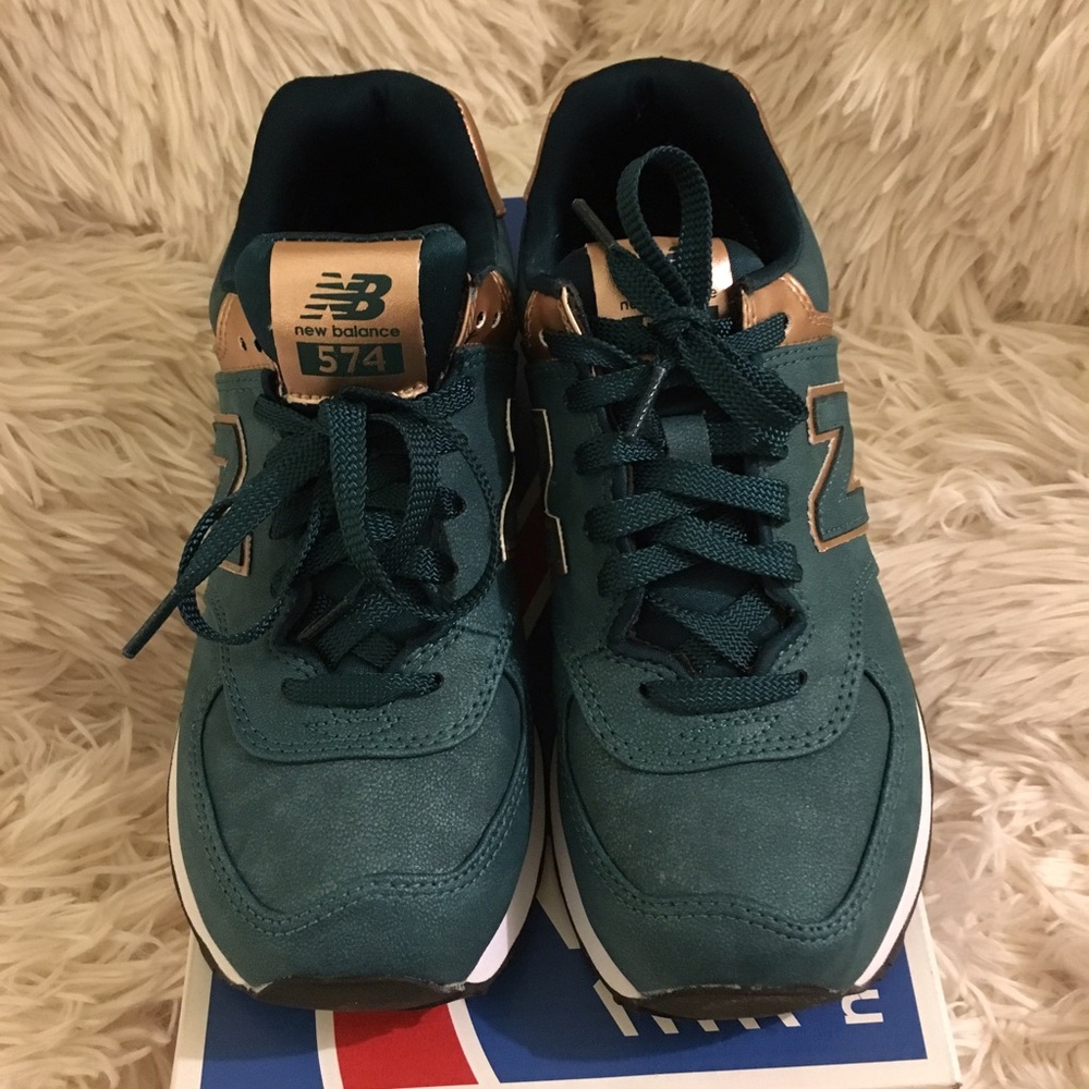 New Balance 574 Precious Metal Collection - Picture 1 of 5