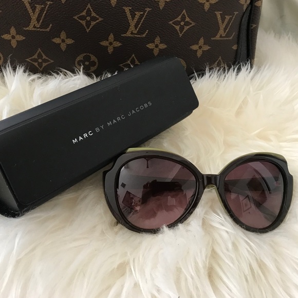 Marc by Marc Jacob sunglass