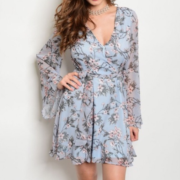 Dresses & Skirts - CLEARANCE Light Blue and Peach Floral Dress