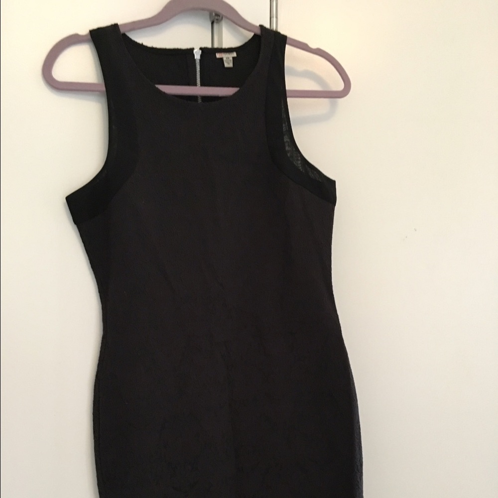 Sleeveless black lace dress by Guess
