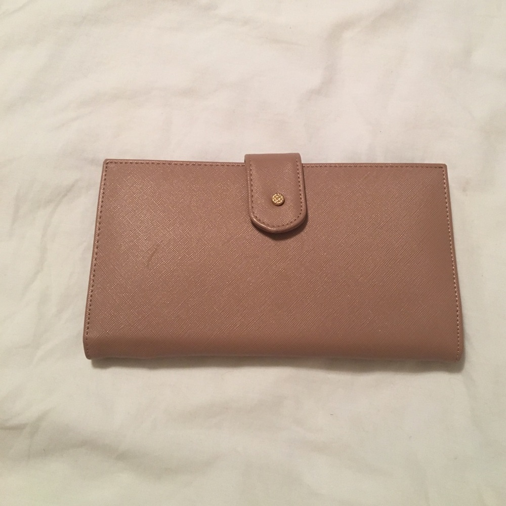 Madison west oversized wallet