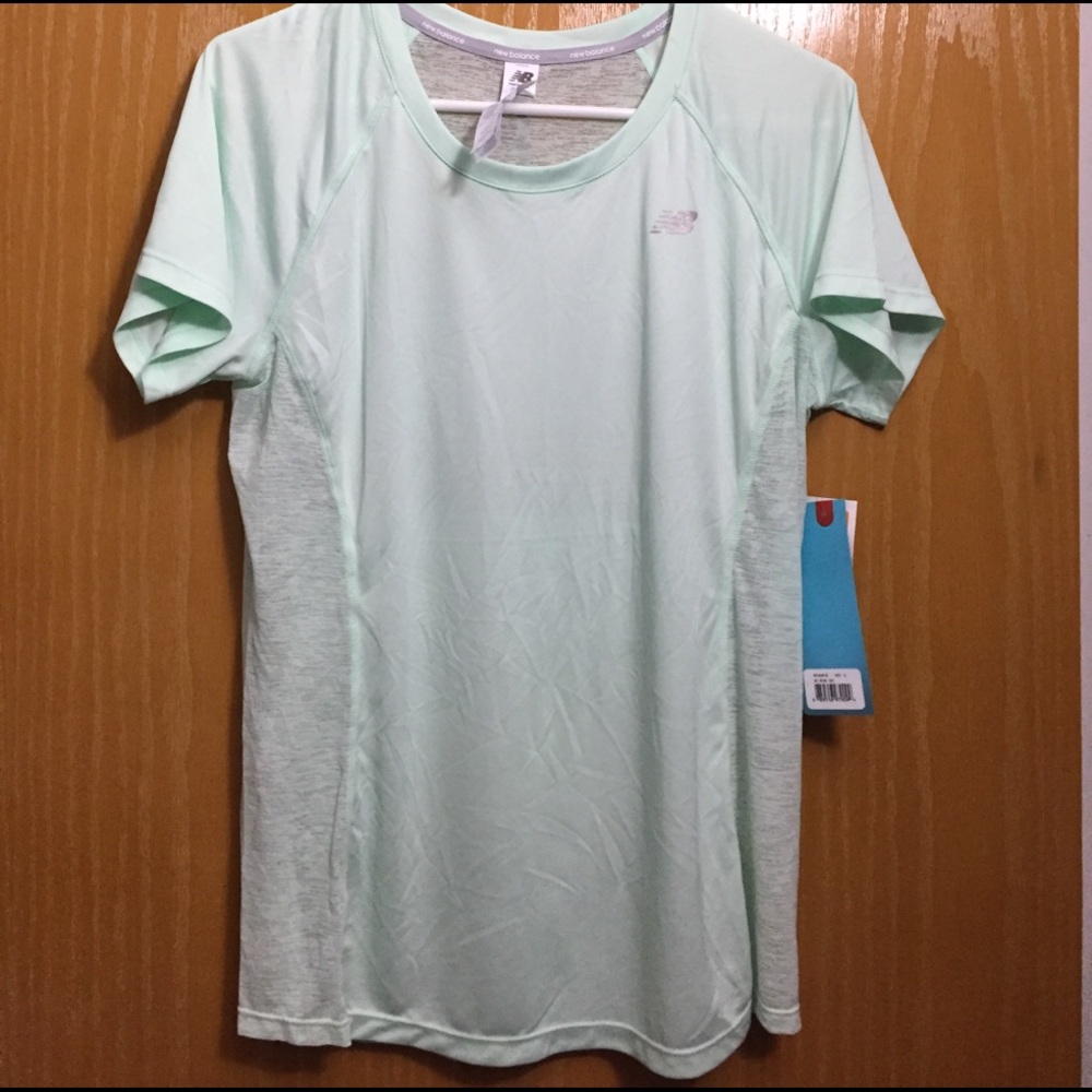 NWT New Balance work out shirt