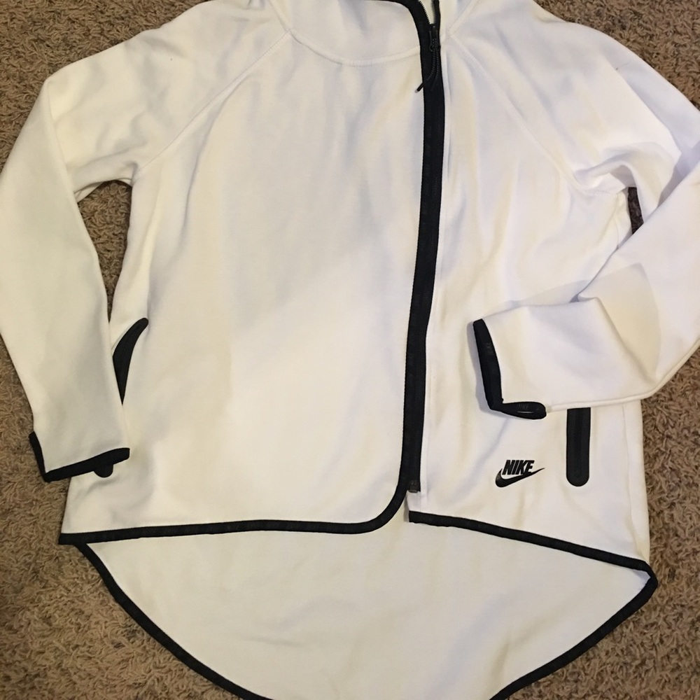 VEUC Nike jacket