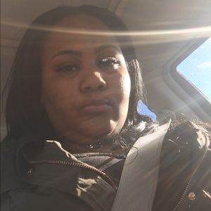 Meet your Posher, Candace