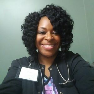 Meet your Posher, Yolanda