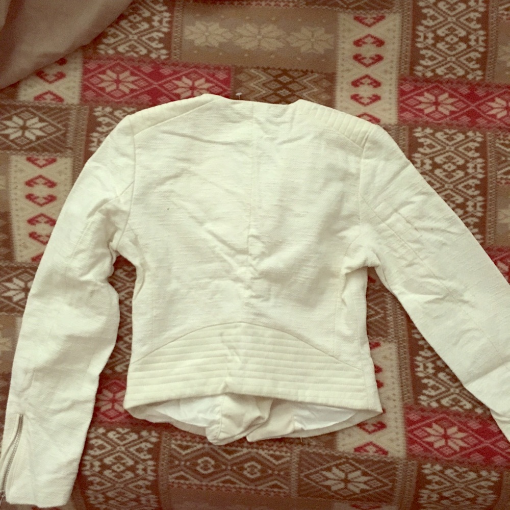 Woman's jacket - Picture 2 of 4