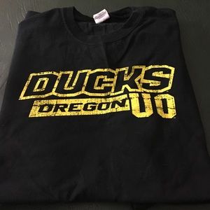 Oregon Ducks UO Black Tshirt