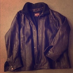 XXL brown leather bomber