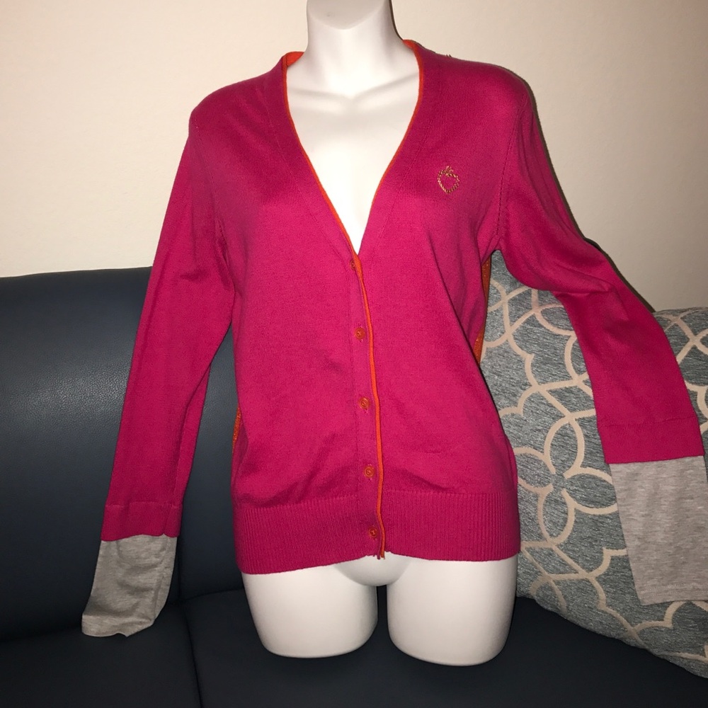 VERA WANG cardigan.