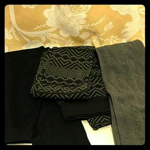 3 pairs of leggings!!