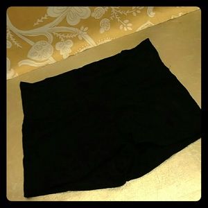 🐴3 for $12🐴 Yoga shorts!!