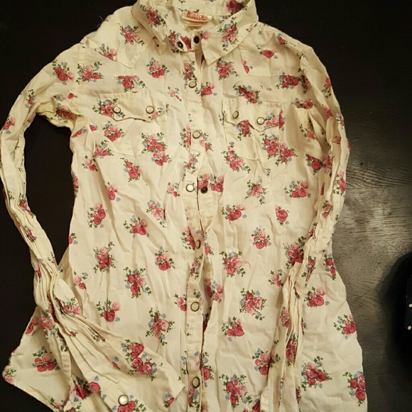Mossimo Supply Co. Tops - Floral button down collared  shirt