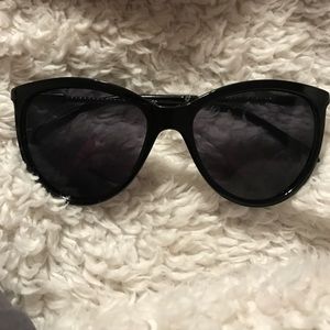 Lucky brand Sunnies☀️