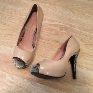Jessica Simpson nude peep toe pumps