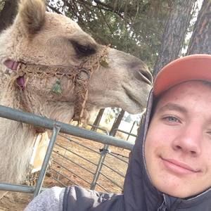 Meet your Posher, Eric