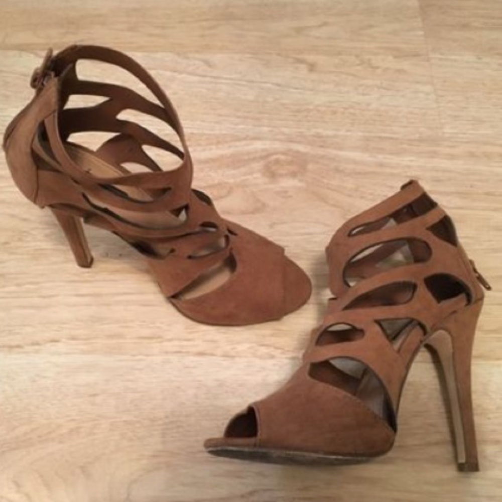 Laser cut heels