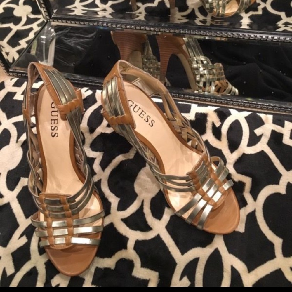 Guess sandals
