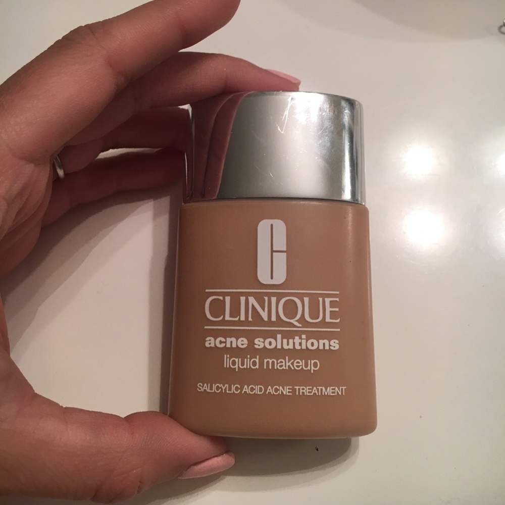 Clinique Acne Solutions Foundation