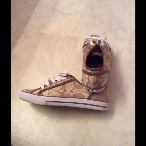 COACH canvas sneakers - Picture 2 of 4