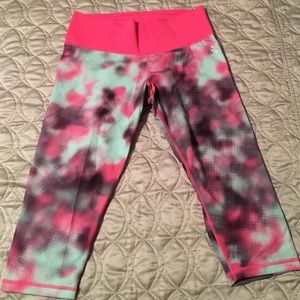 Like New Women’s Adidas Cropped Athletic Leggings