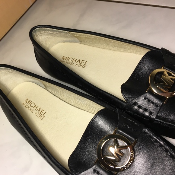 VERY COMFORTABLE FULTON MOCS‼️ - Picture 3 of 6