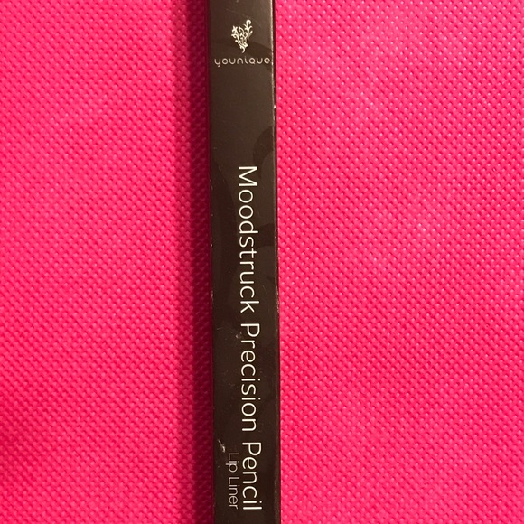 Lip liner younique - Picture 1 of 2