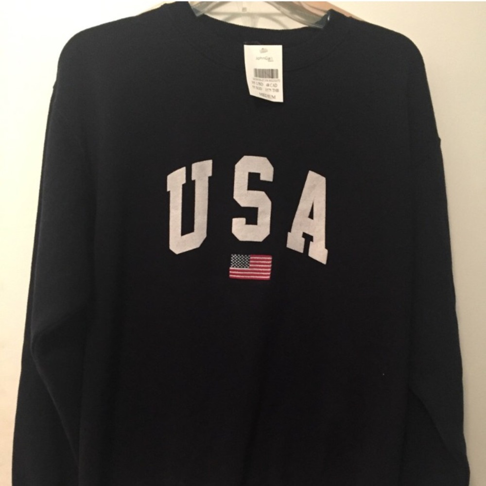 Brandy Melville USA Erica sweatshirt