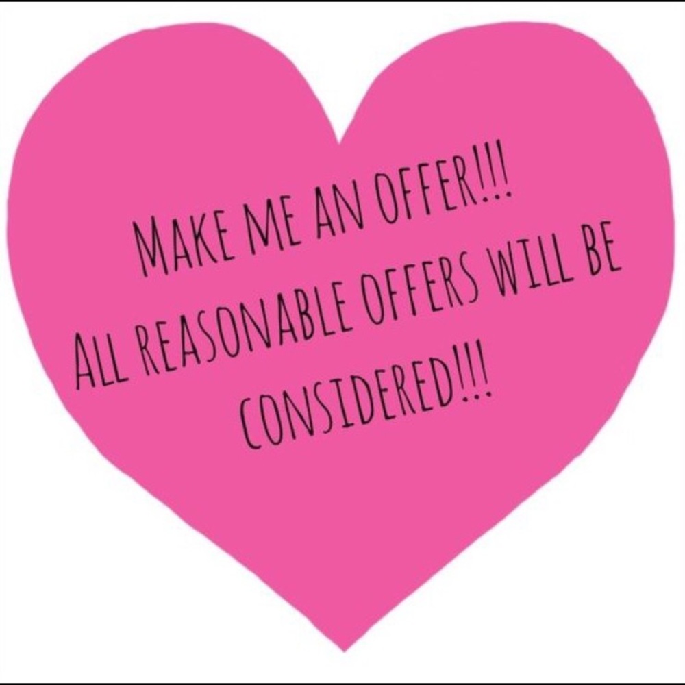 Accepting All Reasonable Offers💞!