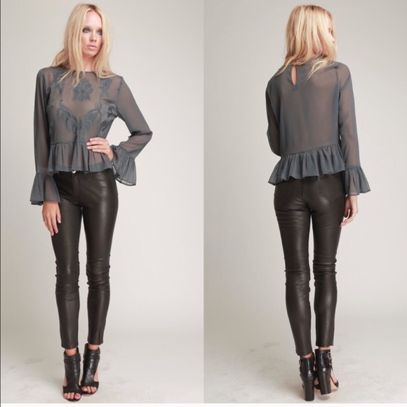 New Walter Baker Beth Top - Picture 3 of 5