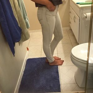 Mid- Rise Rockstar Jeans